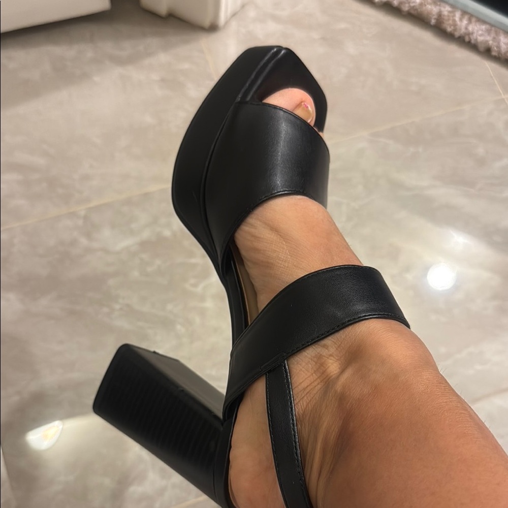 Black Platform Sandals with Chunky Heel